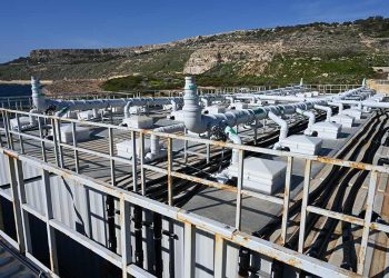 ClearFox solutins in container