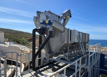 Compact Screen Unit mounted on a container